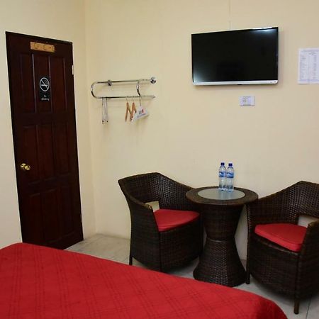 Bella Sombra Guest House Downtown Belize City Exterior photo